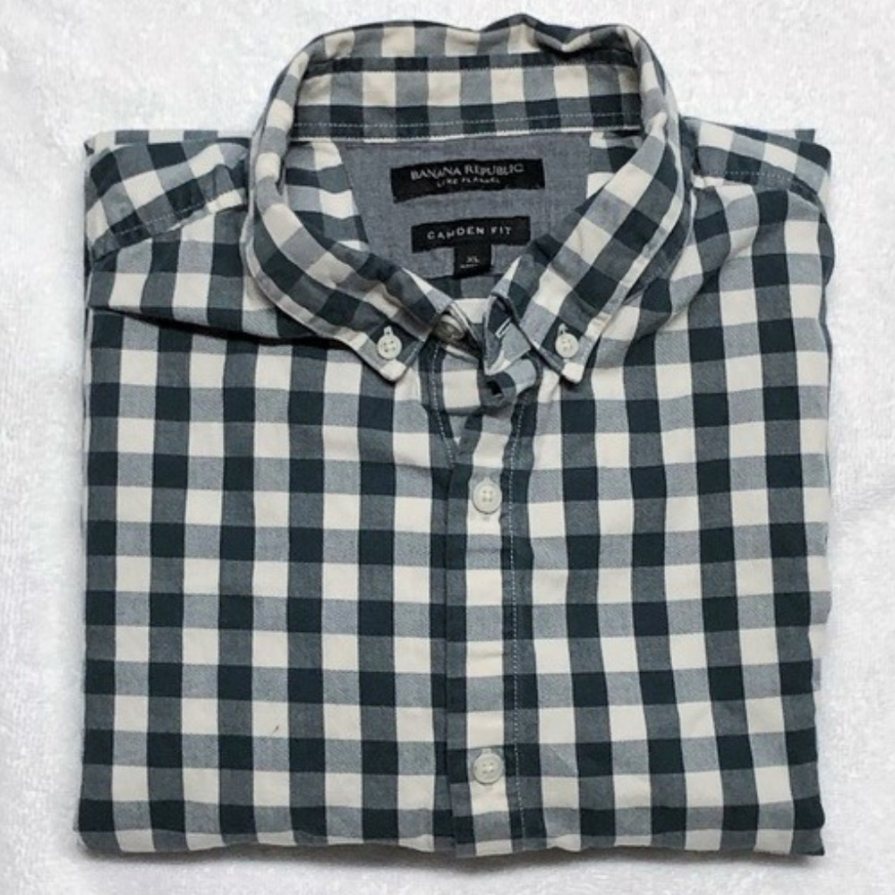 Banana Republic Men's Button Down Shirt